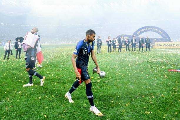 色的陣容和 色的陣容和